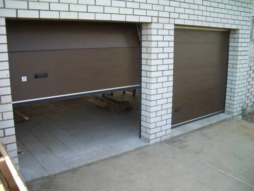 Секционные ворота для гаража